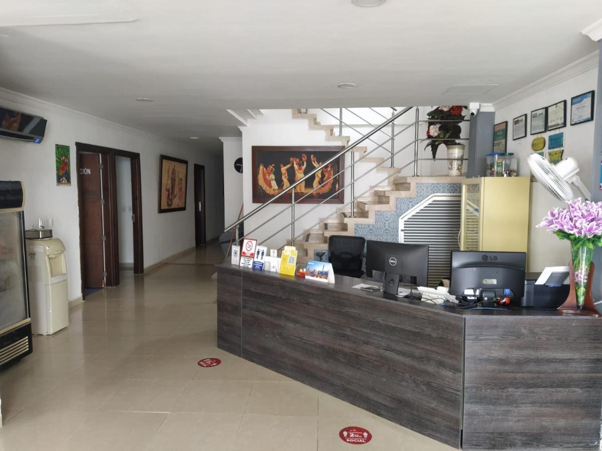 Hotel La Casa 1 Montería Extérieur photo