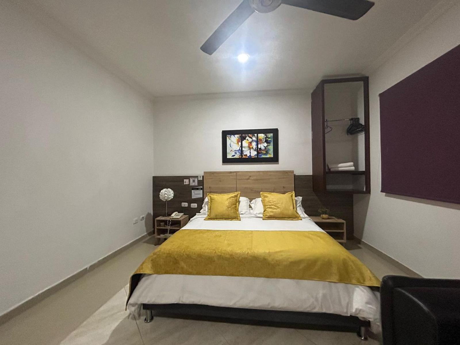 Hotel La Casa 1 Montería Extérieur photo