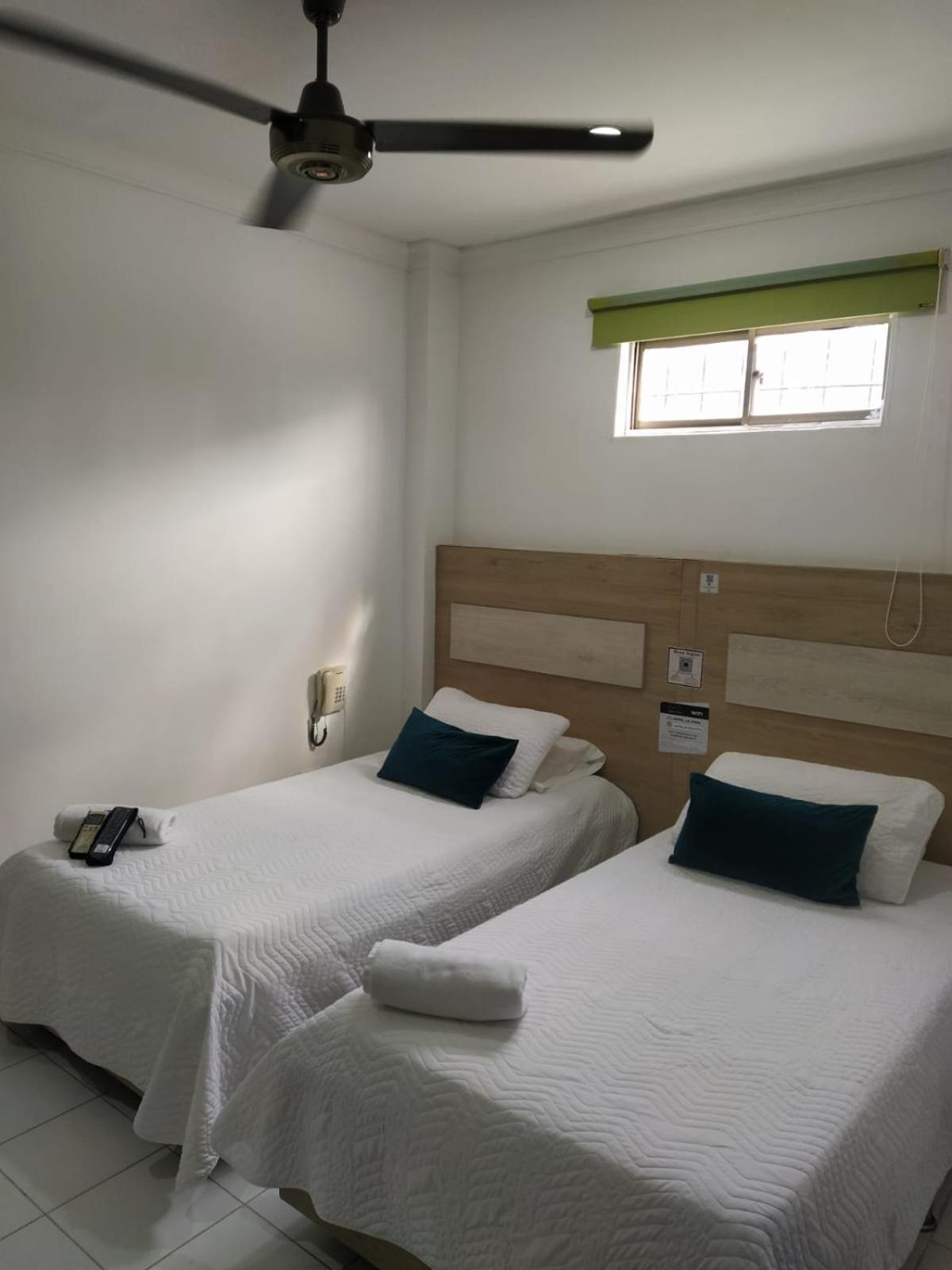 Hotel La Casa 1 Montería Extérieur photo